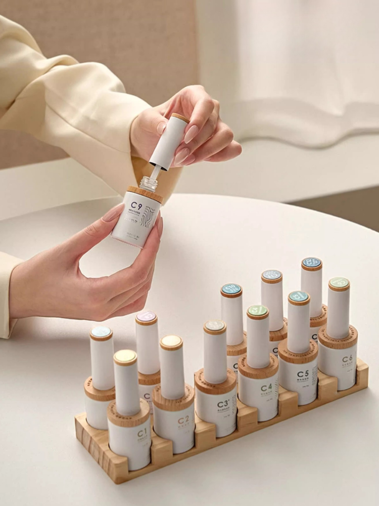 MODING bottle builder gels with smooth, self-leveling textures designed for fast overlays, natural nail strengthening, and daily salon use.