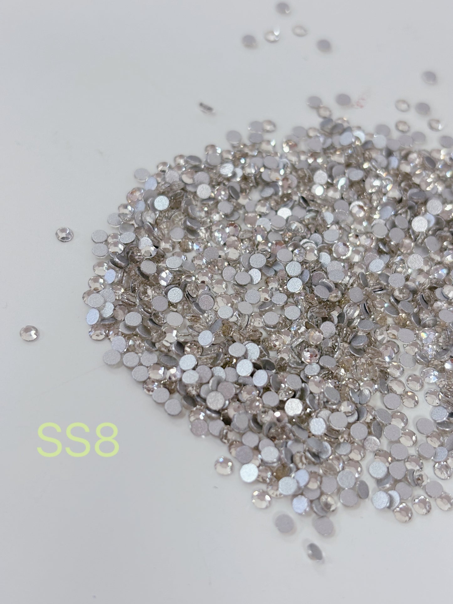 White Flat Base Diamond Collection