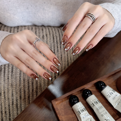 Flower Principal Paw Paw Cat Eye Gel Polish, Color #06