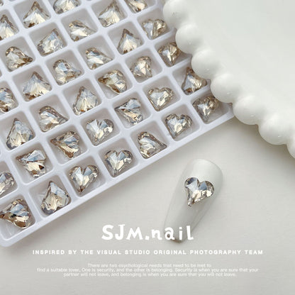 Nail Formula 8*9mm Heart Crystal K9 4pcs