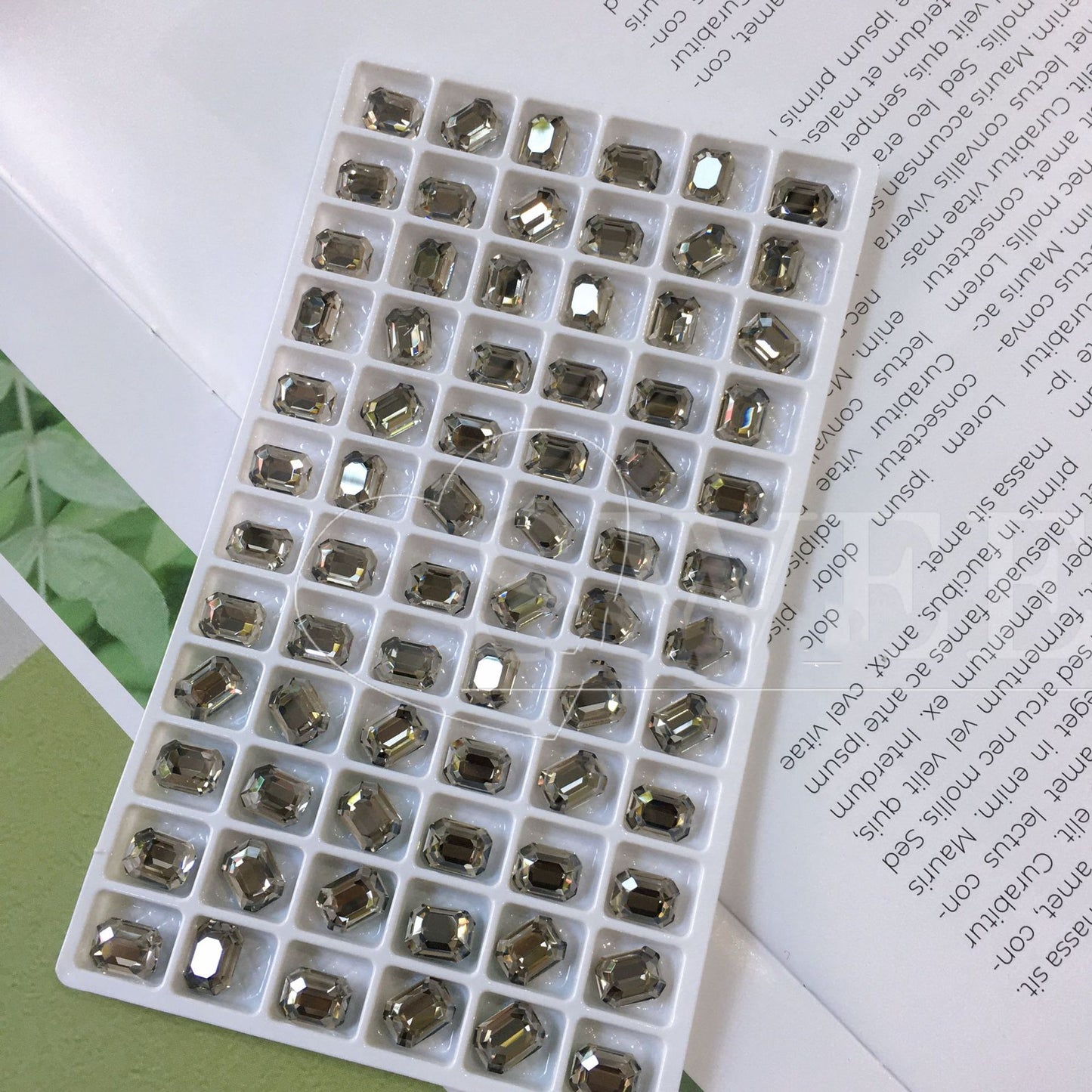 Nail Formula Pointed Base 6*8mm Rectangular Octagonal Diamond 4pcs