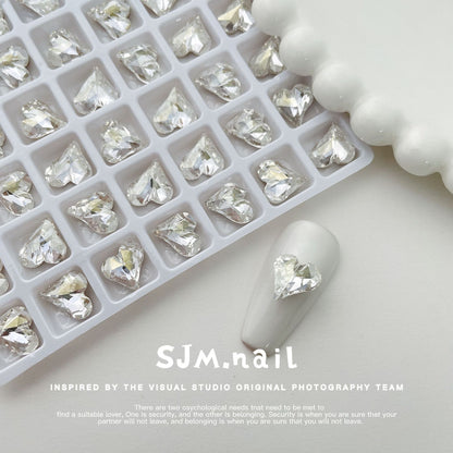 Nail Formula 8*9mm Heart Crystal K9 4pcs