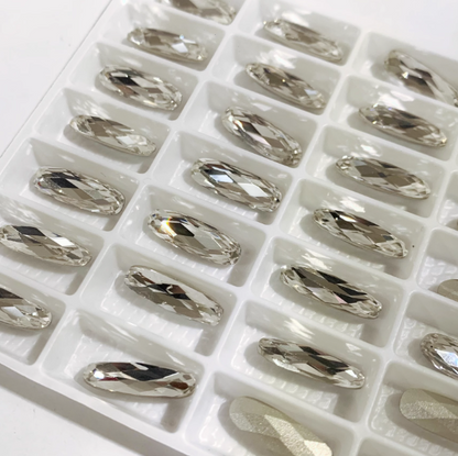 Nail Formula Pointed Base 4*15mm Long Oval Diamond 2pcs