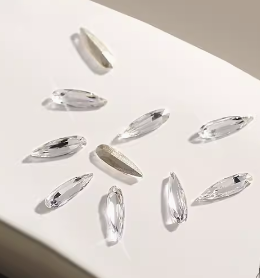Nail Formula Pointed Base 3*10mm Long Pear Diamond 2pcs