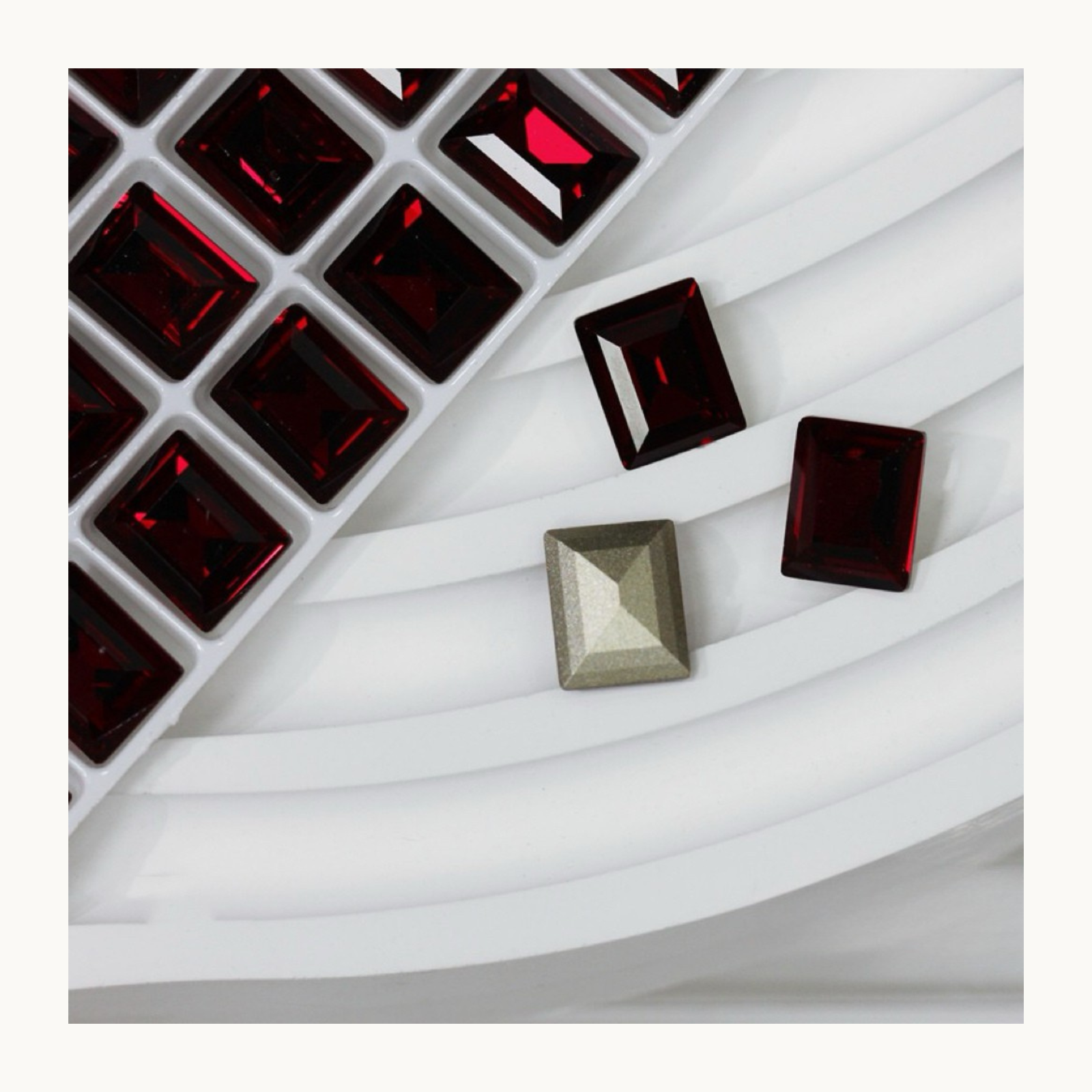 Wine red K9 rectangle pointed back crystal nail charm 8x10mm