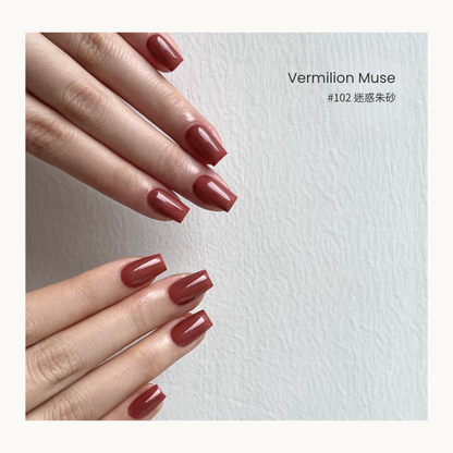 0-additive formula MODING “WÚ 無” Scarlet Chagall Collection Bottle Gel #102 Vermilion Muse 迷惑朱砂, bright red-orange with classic Eastern charm and bold vibrance.