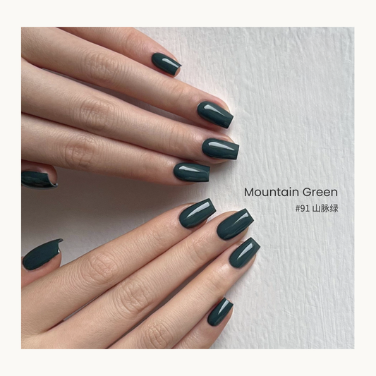 MODING Bottle Gel #091 Mountain Green — deep mountain-inspired green nail gel swatch