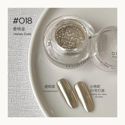 MODING Glowdream nail art effect powder including chrome, aurora, opal and foil textures.
