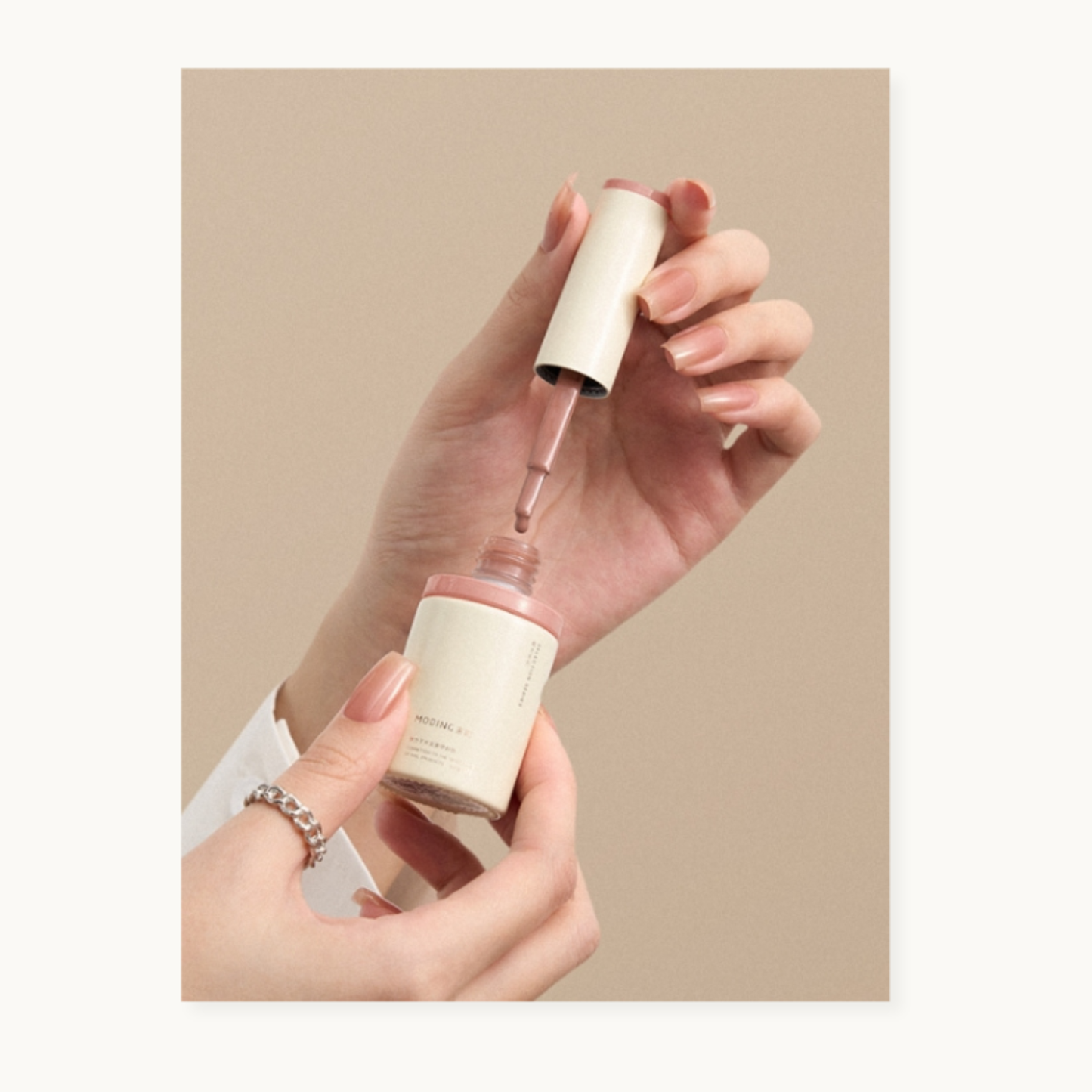 0-additive formula Moding wu serise Nail Gel – Smooth brush-on texture for professional manicure results, Vancouver Canada.