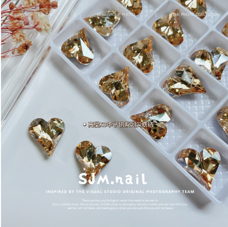 Nail Formula 12*13mm Heart Crystal K9 2pcs