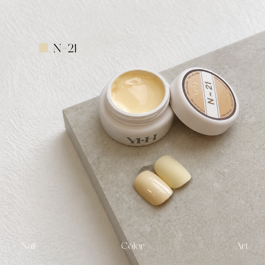 Pale cream beige nail color gel pot with glossy and matte swatches