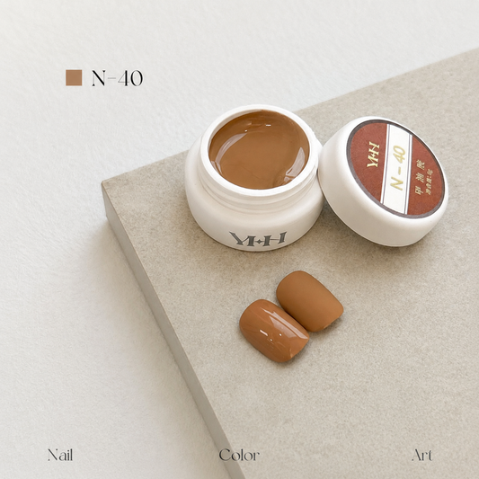 Caramel nude gel nail color jar with two nude swatches