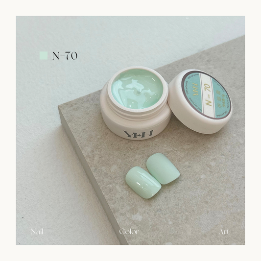YHH N70 light mint green gel color pot with glossy and solid swatches