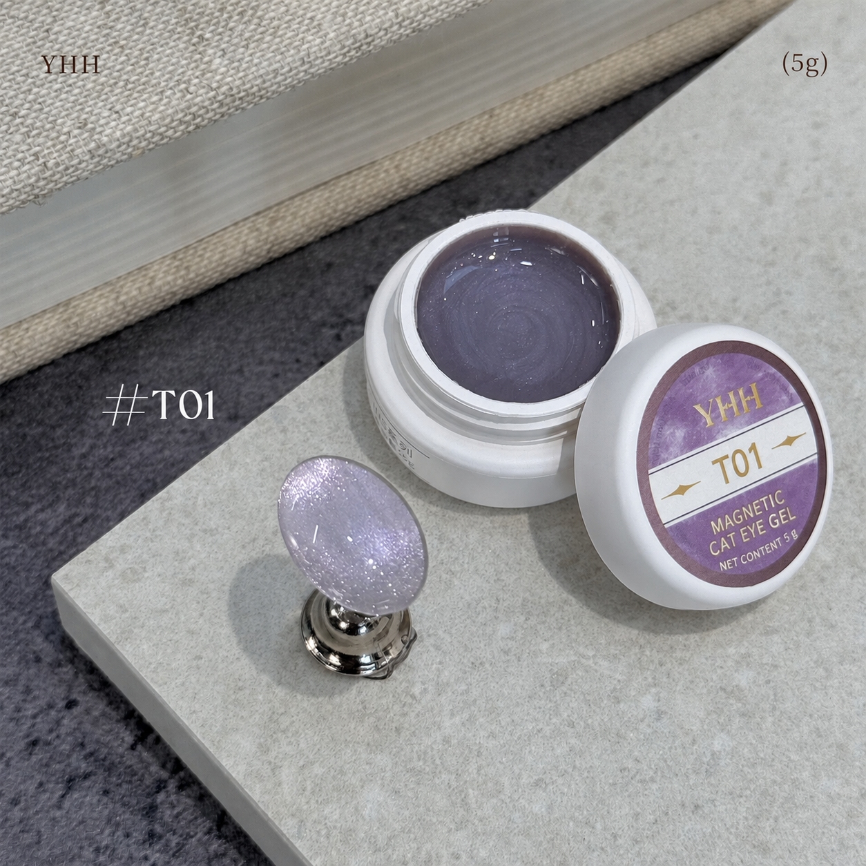 YHH T Series Magnetic Cat Eye Gel T01, 5 g pot with magnetic cat eye nail swatch