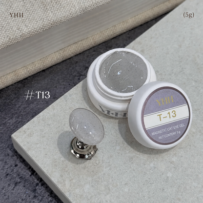 YHH T Series Magnetic Cat Eye Gel T13, 5 g pot with magnetic cat eye nail swatch