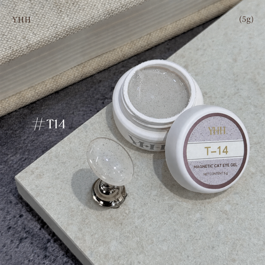 YHH T Series Magnetic Cat Eye Gel T14, 5 g pot with magnetic cat eye nail swatch