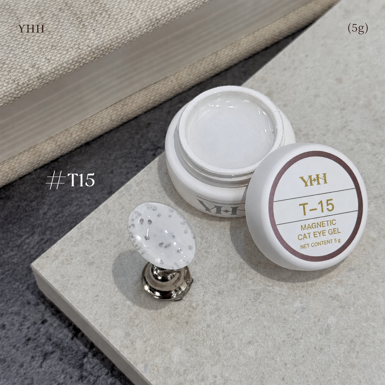 YHH T Series Magnetic Cat Eye Gel T15, 5 g pot with magnetic cat eye nail swatch