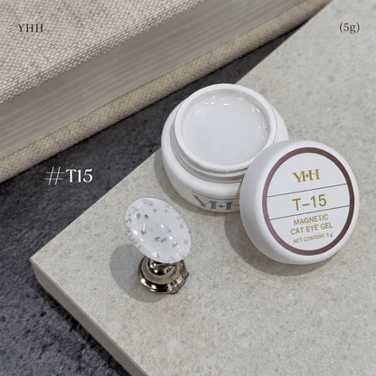 YHH T Series Magnetic Cat Eye Gel T15, 5 g pot with magnetic cat eye nail swatch