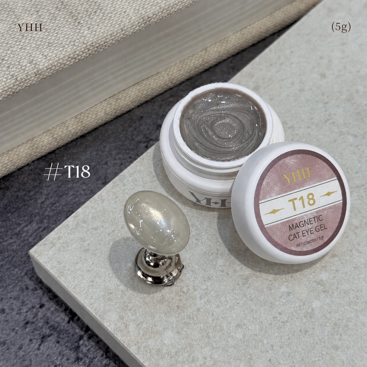 YHH T Series Magnetic Cat Eye Gel T18, 5 g pot with magnetic cat eye nail swatch