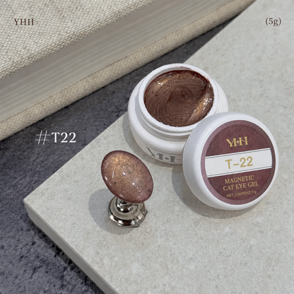 YHH T Series Magnetic Cat Eye Gel T22, 5 g pot with magnetic cat eye nail swatch