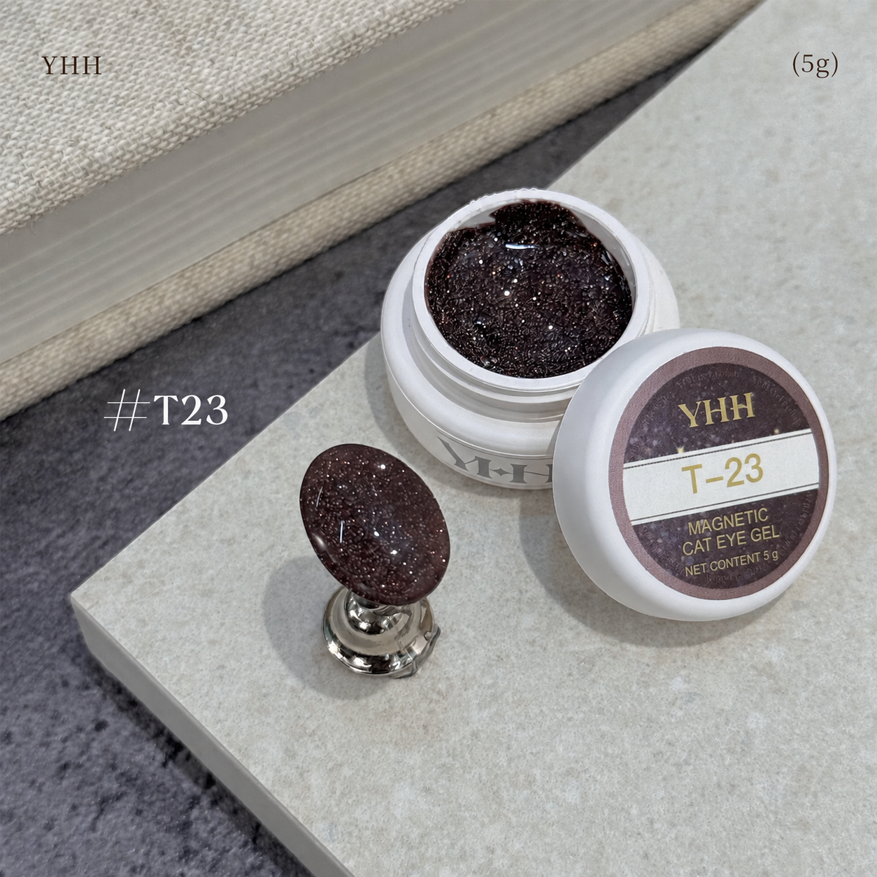 YHH T Series Magnetic Cat Eye Gel T23, 5 g pot with magnetic cat eye nail swatch