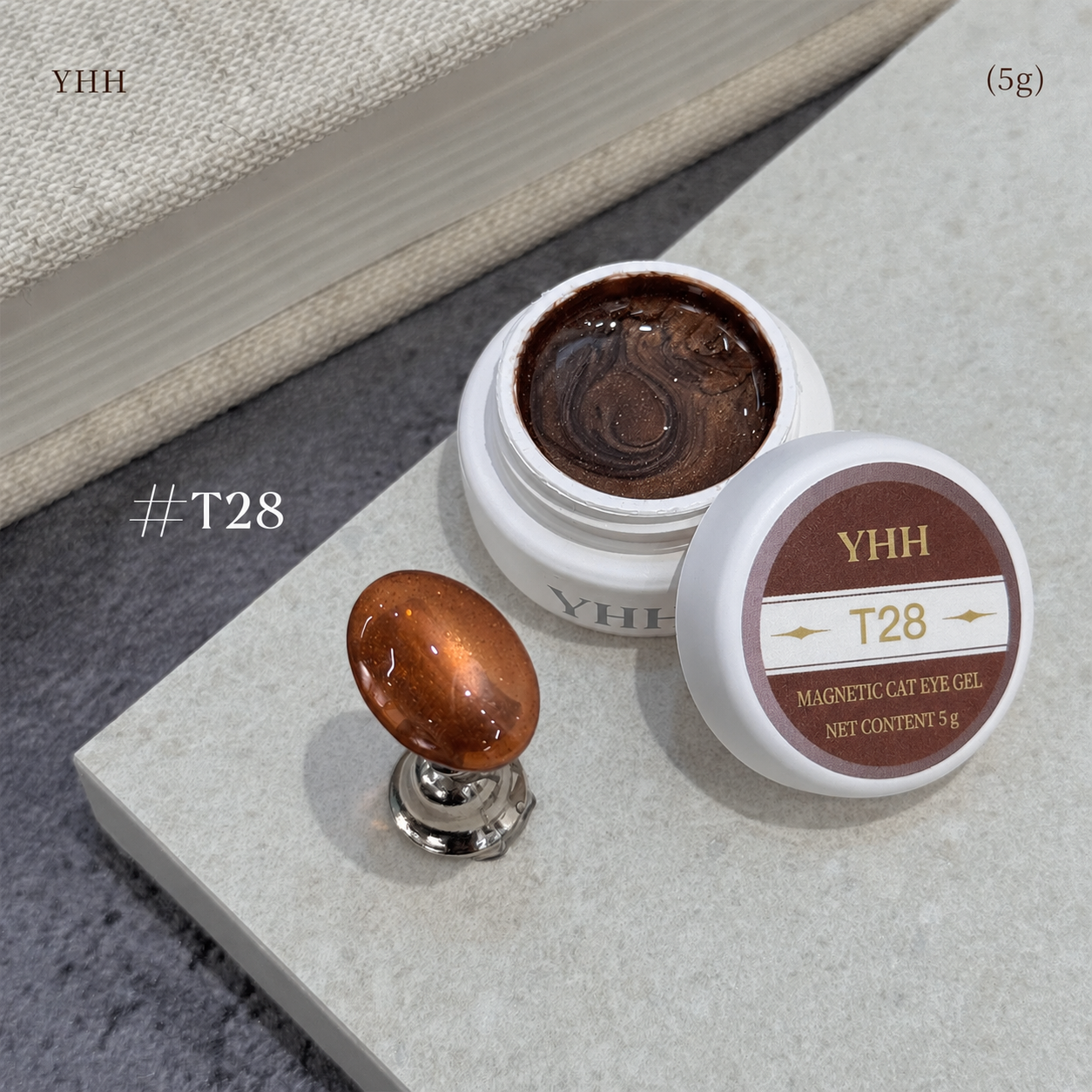 YHH T Series Magnetic Cat Eye Gel T28, 5 g pot with magnetic cat eye nail swatch
