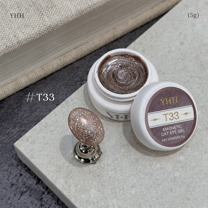 YHH T Series Magnetic Cat Eye Gel T33, 5 g pot with magnetic cat eye nail swatch