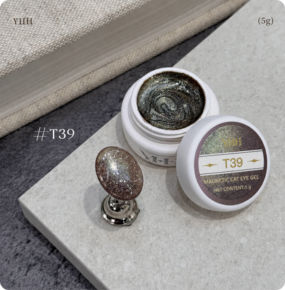YHH T Series Magnetic Cat Eye Gel T39, 5 g pot with magnetic cat eye nail swatch