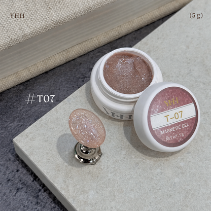 T07 magnetic cat-eye gel pot with rose-gold glitter swatch