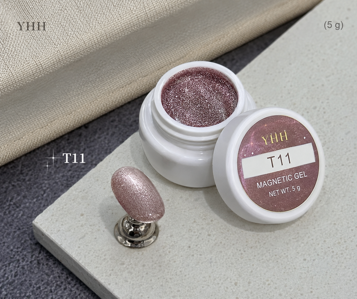 T11 magnetic cat-eye gel pot with rose-mauve glitter swatch