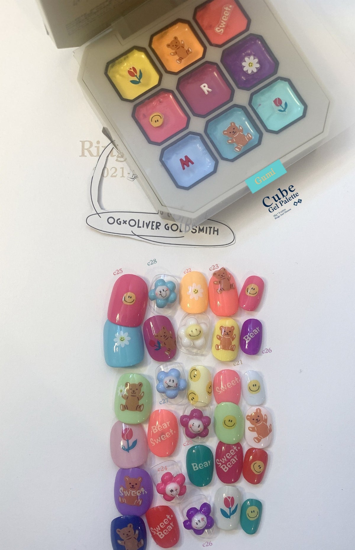 Gumi soft gel palette with a vertical decorated nail-tip display