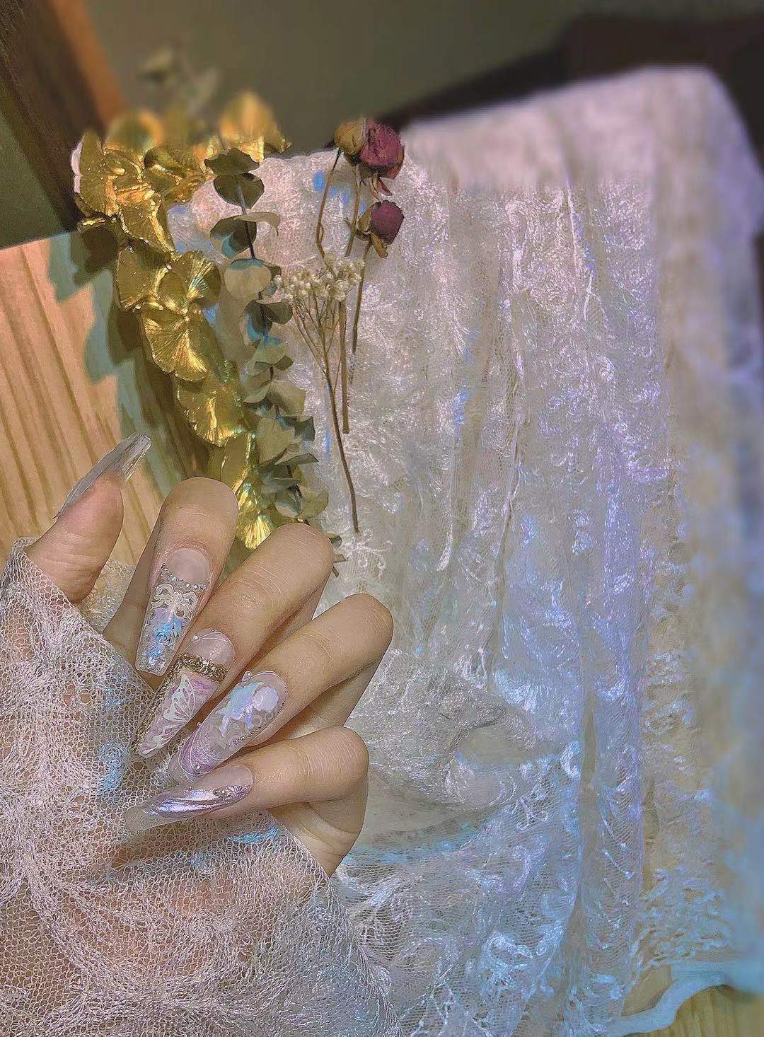 TOMONI x KILIG Rococo Collection