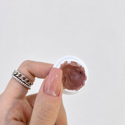 YHH Patting Painting Chrome-Rubbable Pot Gel 5g, shade P18 – dusty rose-brown gel pot with painted nail swatch.