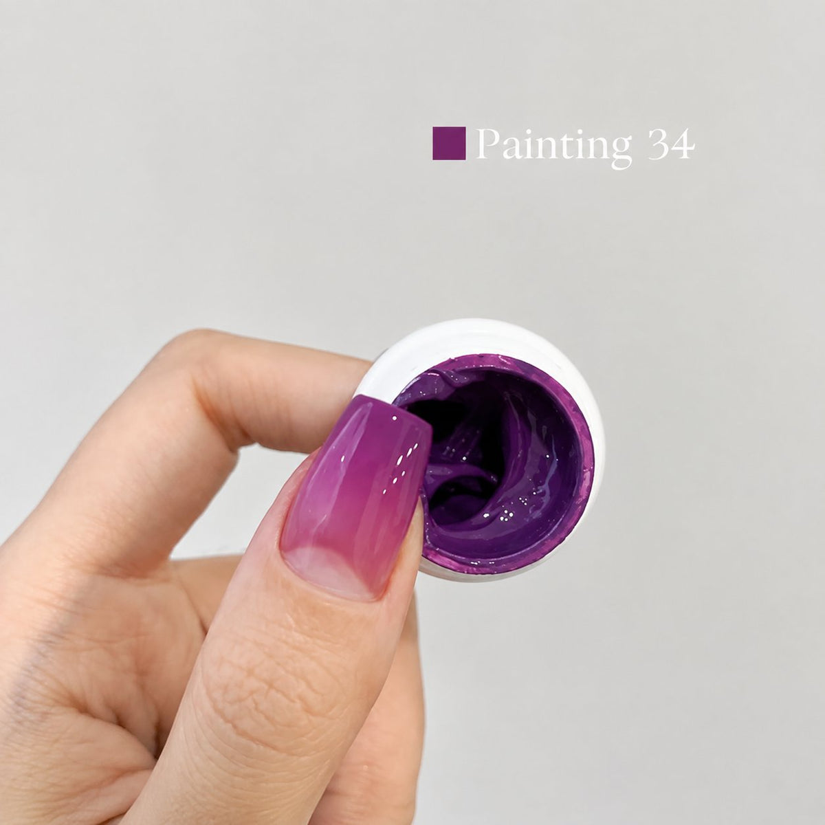 YHH Patting Painting Chrome-Rubbable Pot Gel 5g, shade P34 – dark-violet gel pot with painted nail swatch.