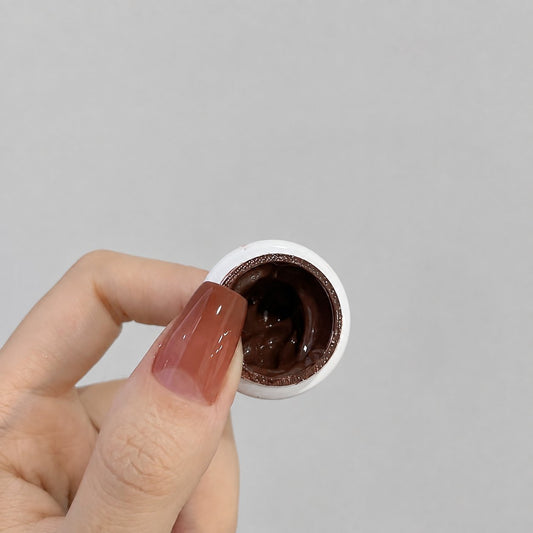 YHH Patting Painting Chrome-Rubbable Pot Gel 5g, shade P38 – very dark brown gel pot with painted nail swatch.