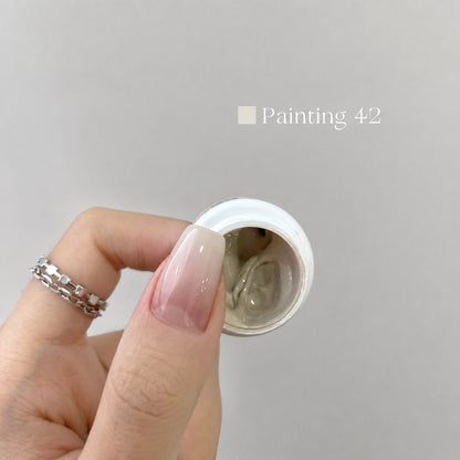 YHH Patting Painting Chrome-Rubbable Pot Gel 5g, shade P42 – pale beige-gray gel pot with painted nail swatch.